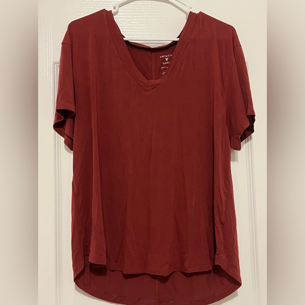 American Eagle Outfitters Soft and Sexy V-neck shirt
